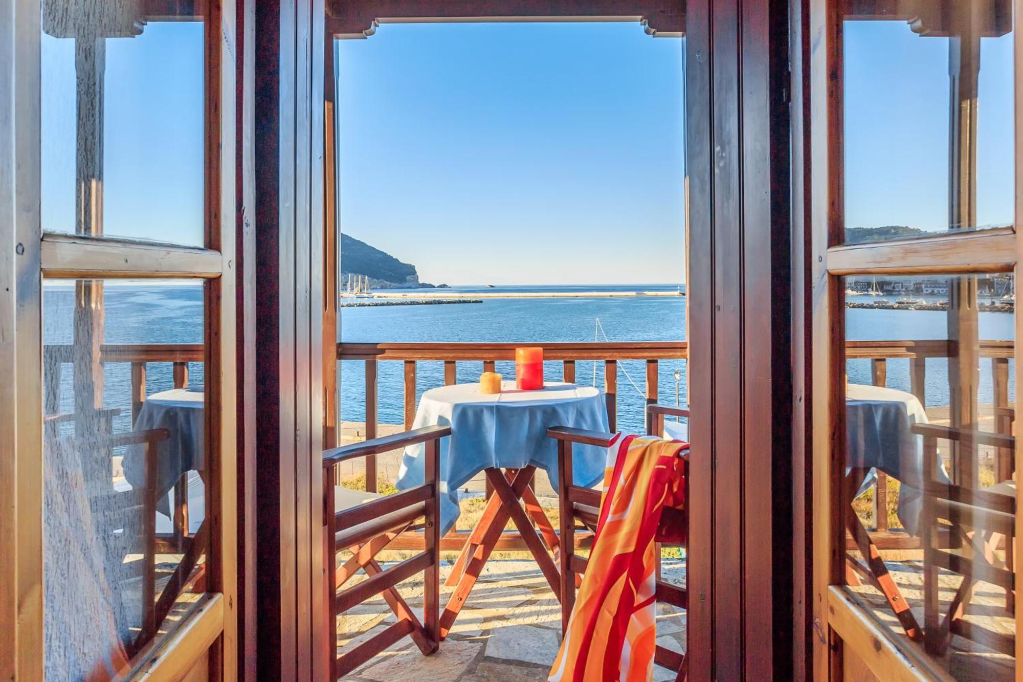 Nikolaos Studios Apartments Скопелос Екстериор снимка