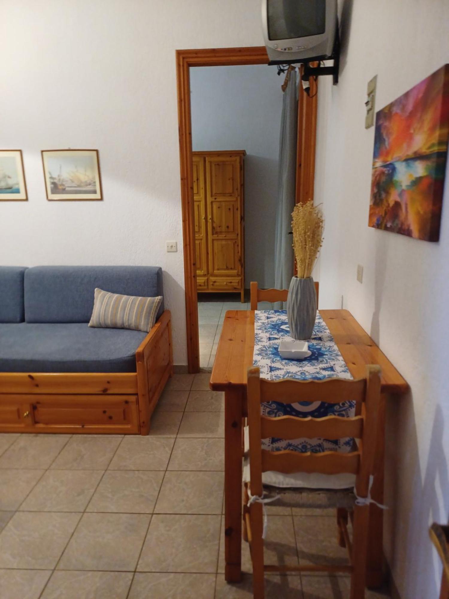 Nikolaos Studios Apartments Скопелос Екстериор снимка