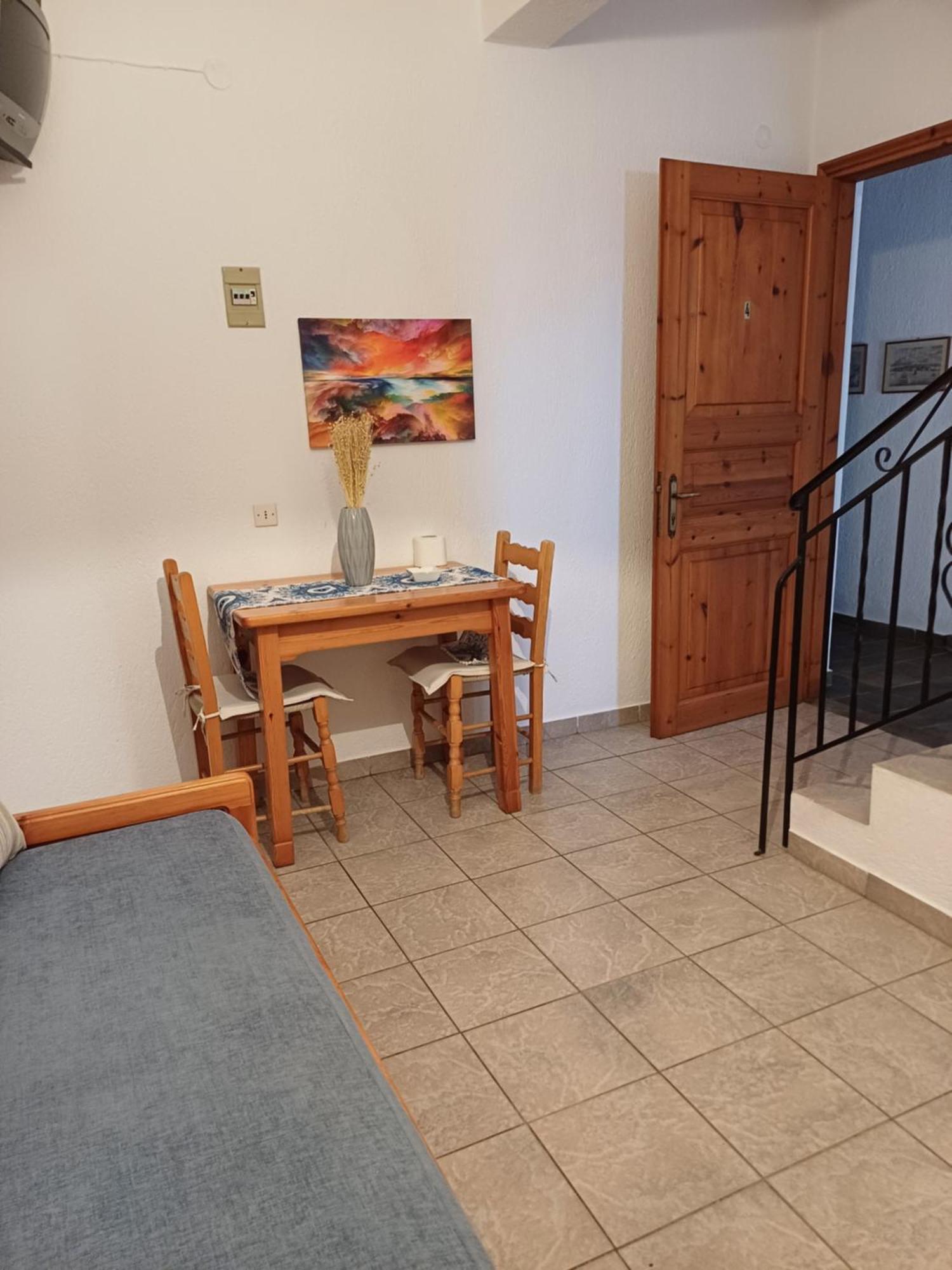 Nikolaos Studios Apartments Скопелос Екстериор снимка