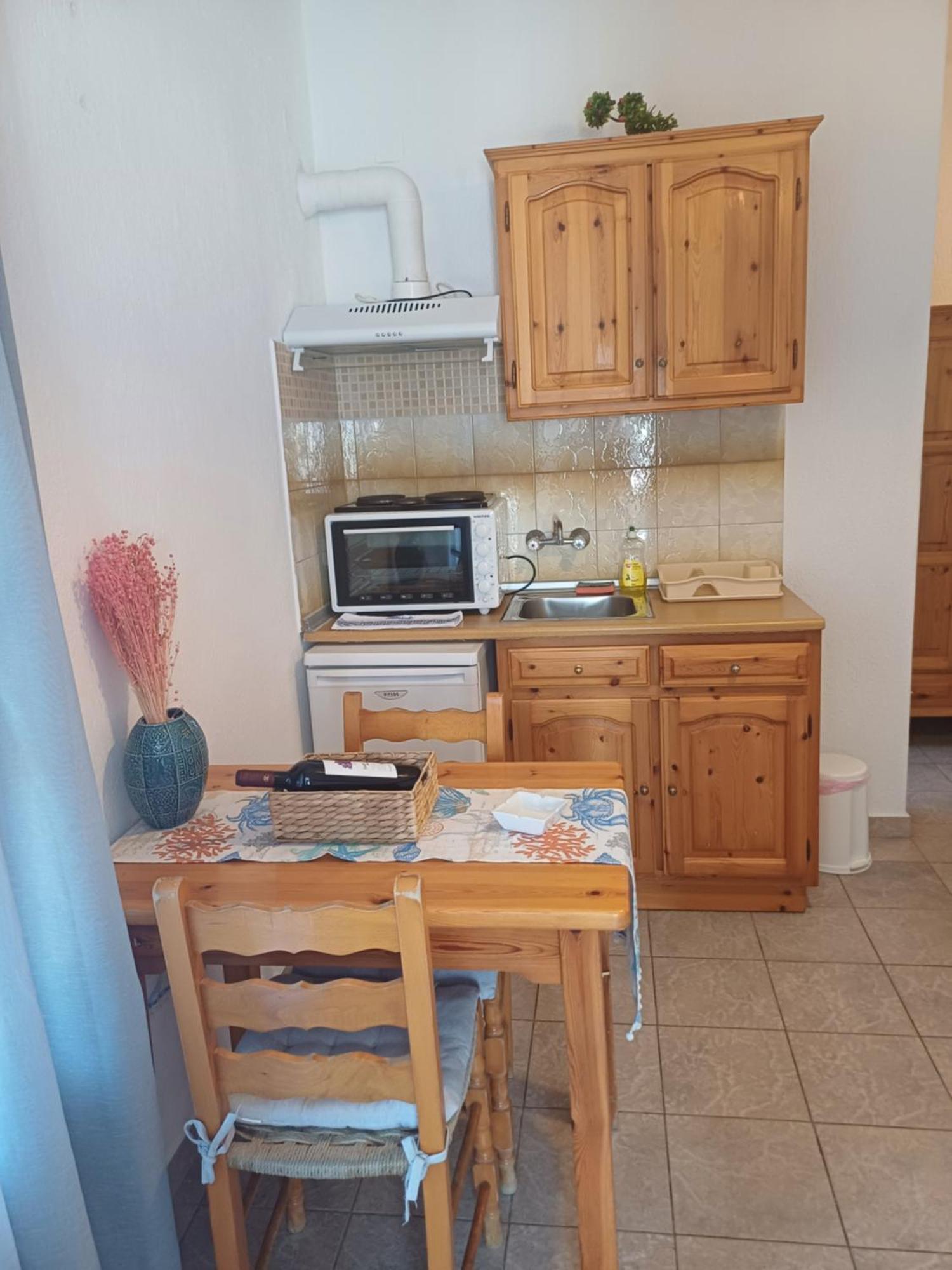 Nikolaos Studios Apartments Скопелос Екстериор снимка